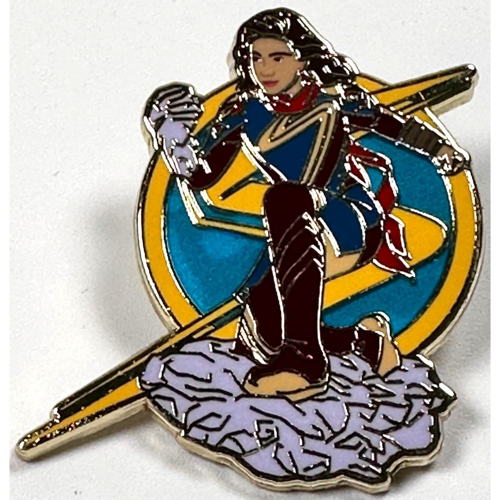Disney ADVENGERS Trading Pin Ms. Marvel Kamala Khan Limited Release 2022 PP68604